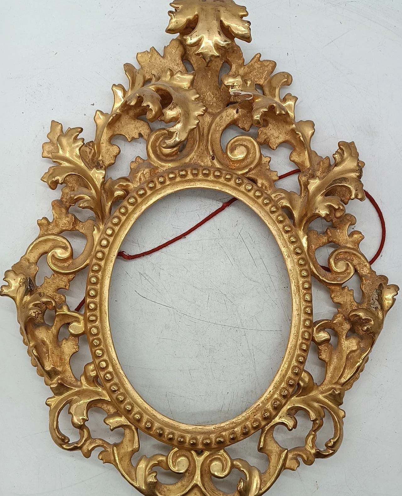 Gilded and carved wood frame, second half of the 19th century 3