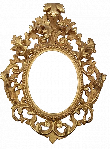 Gilded and carved wood frame, second half of the 19th century