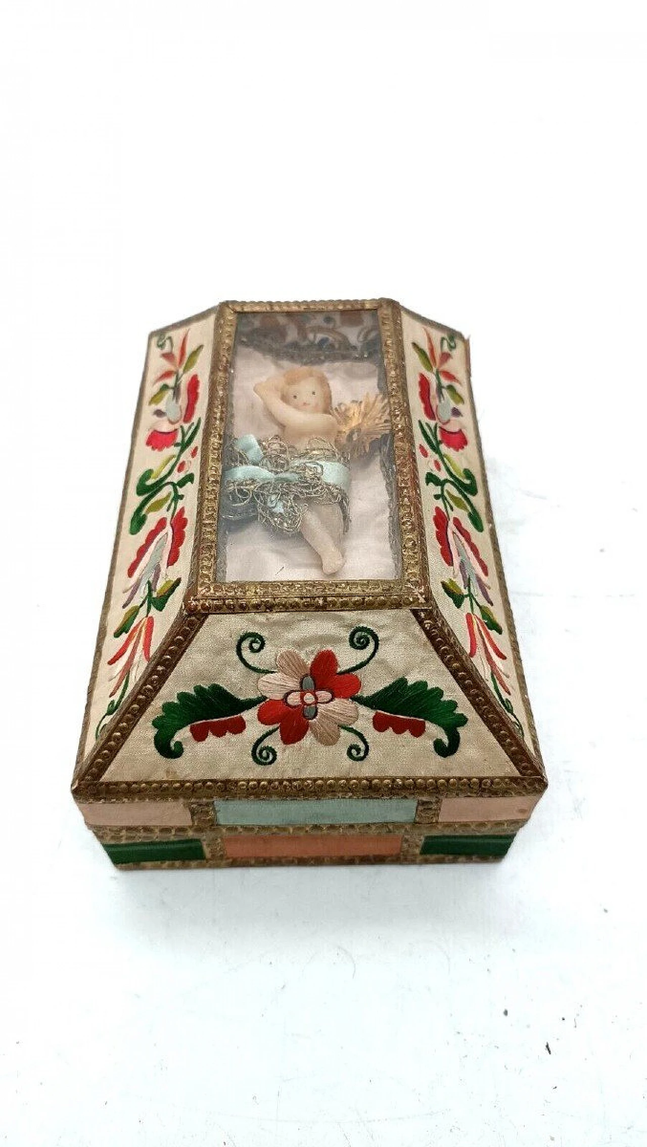 Embroidered fabric box with shrine and wax Baby Jesus, 19th century 1