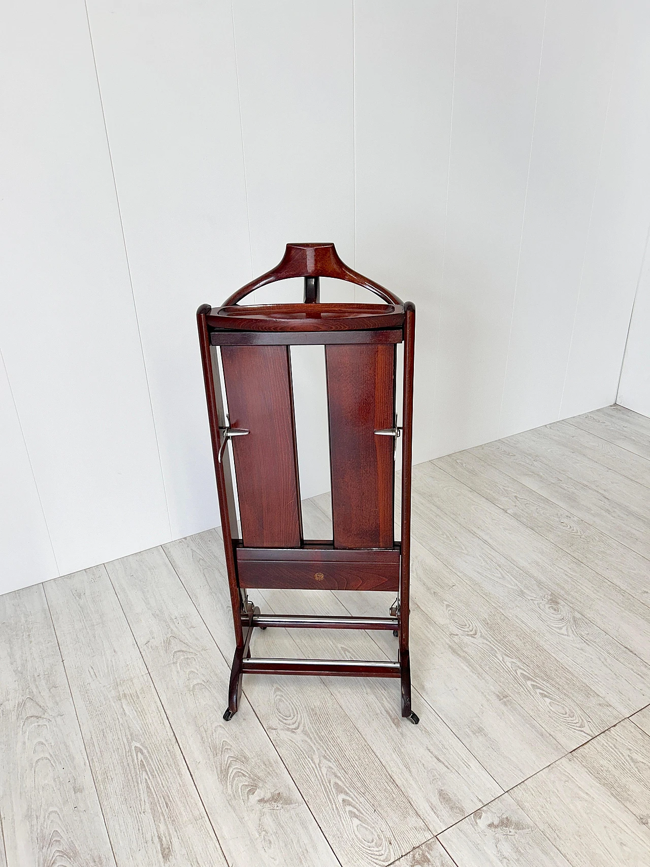 Wooden valet stand by Fratelli Reguitti, 1950s 5