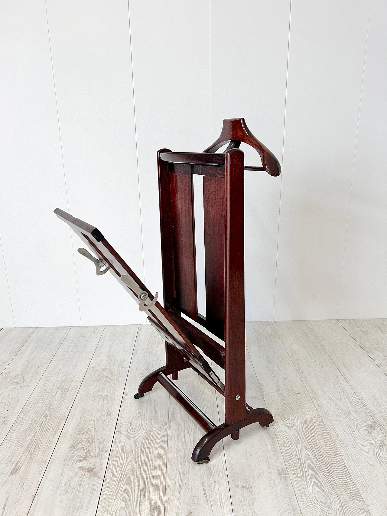 Wooden valet stand by Fratelli Reguitti, 1950s 6