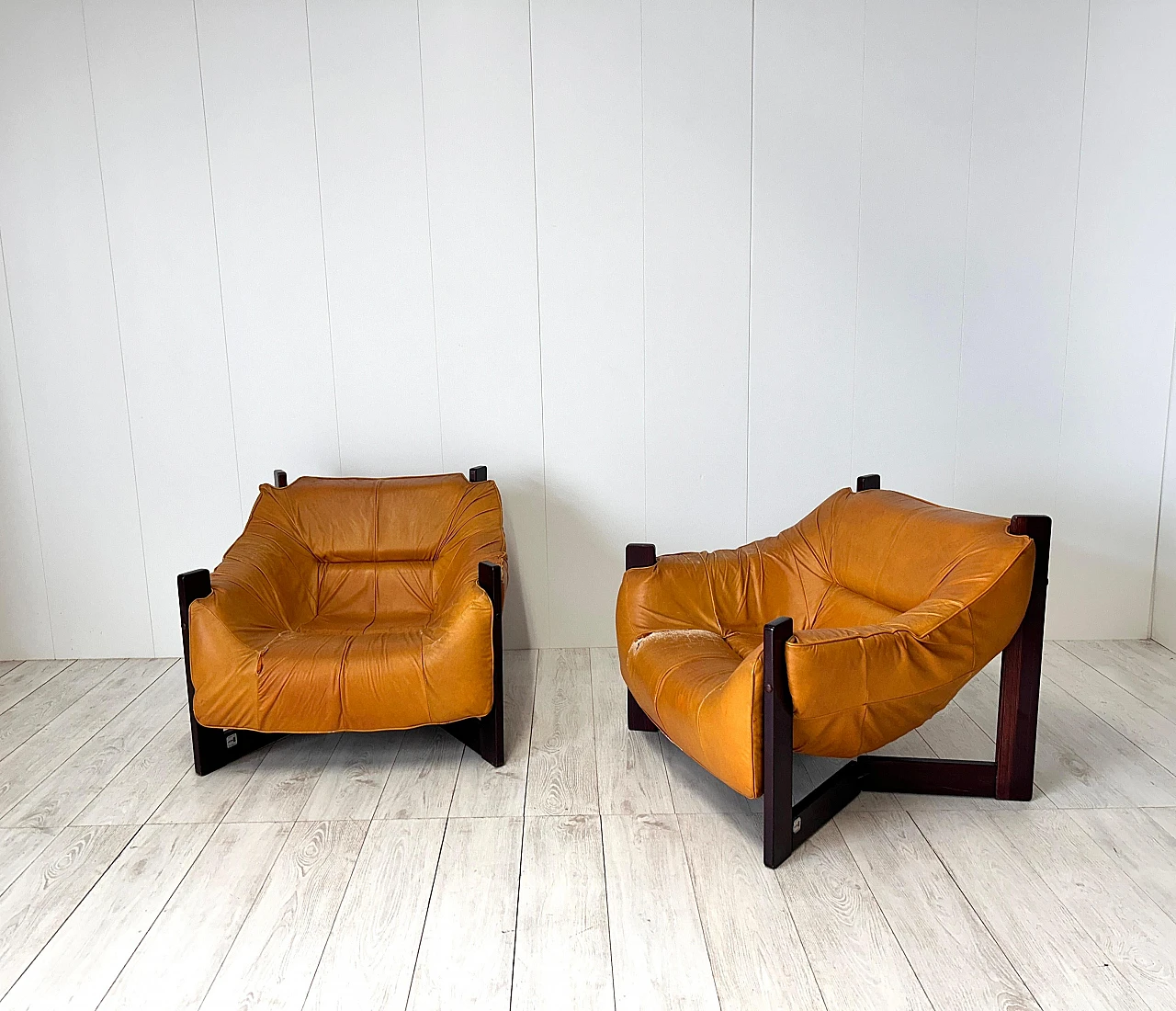 Pair of leather armchairs by Percival Lafer, 1970s 7