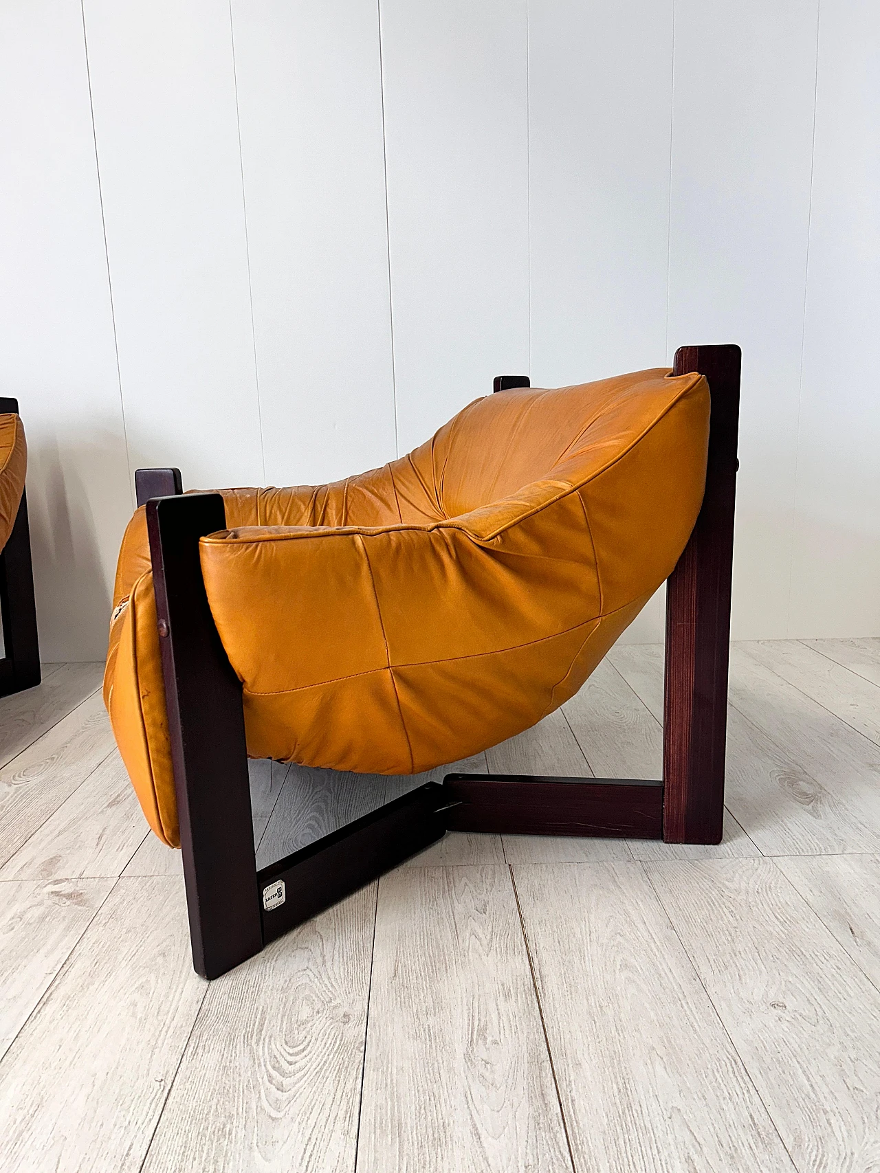 Pair of leather armchairs by Percival Lafer, 1970s 8