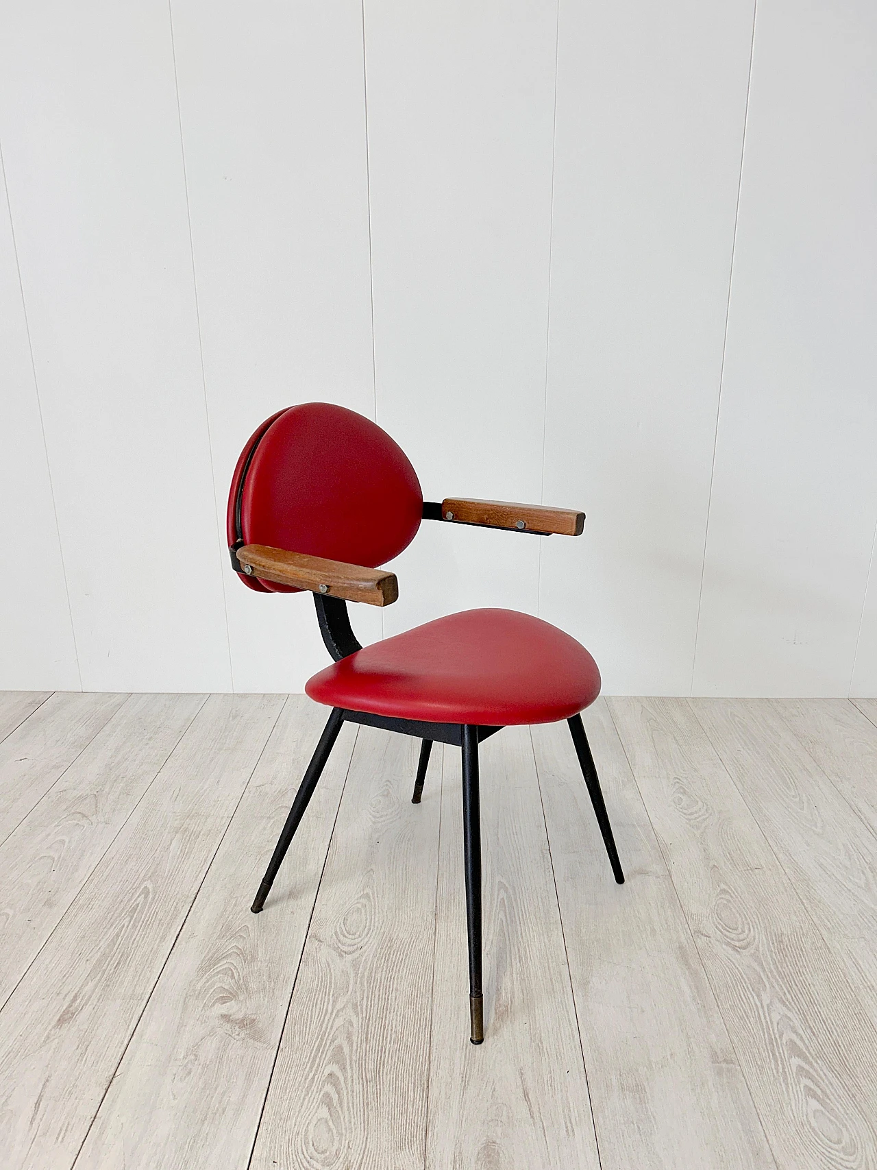 Chair in red skai, metal & wood by C. Mollino for Doro, 1959 6