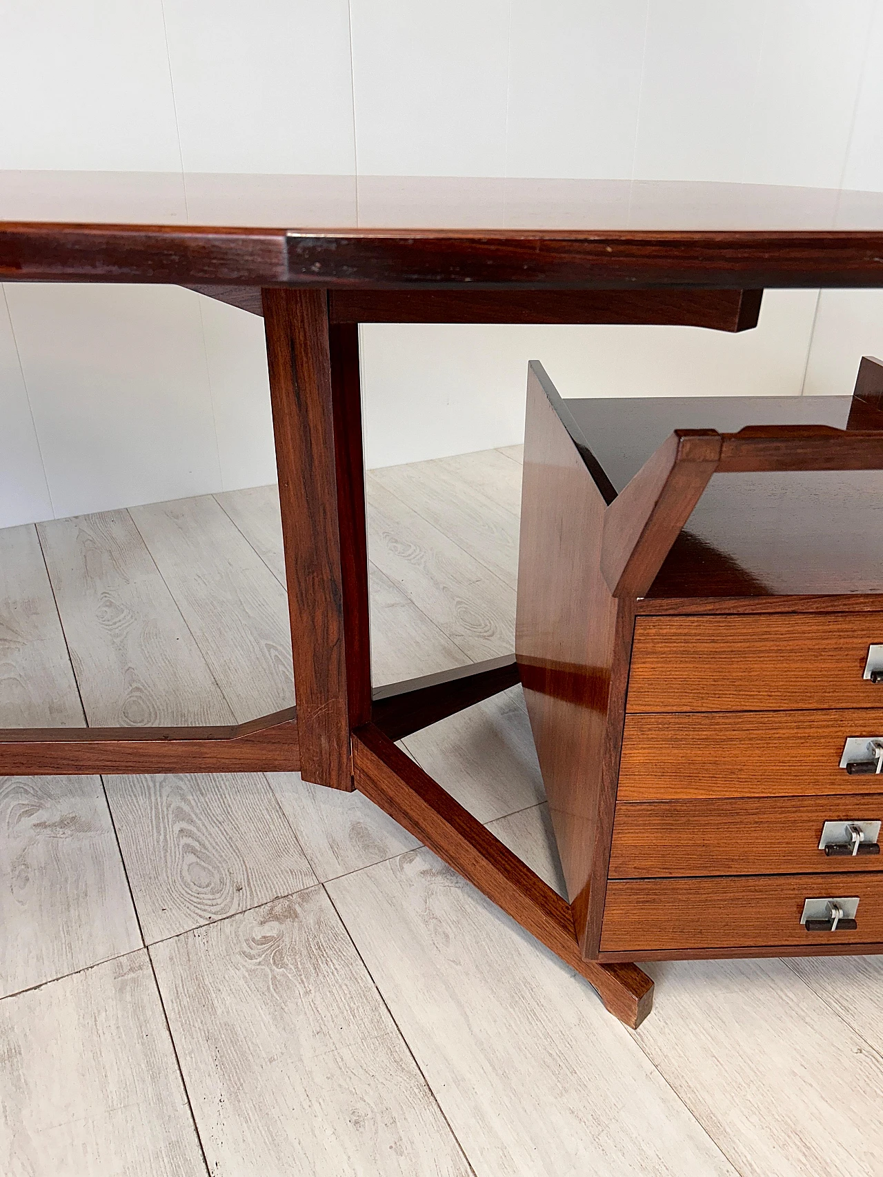 TL22 desk & chest of drawers in wood by Albini & Helg for Poggi, 1958 11