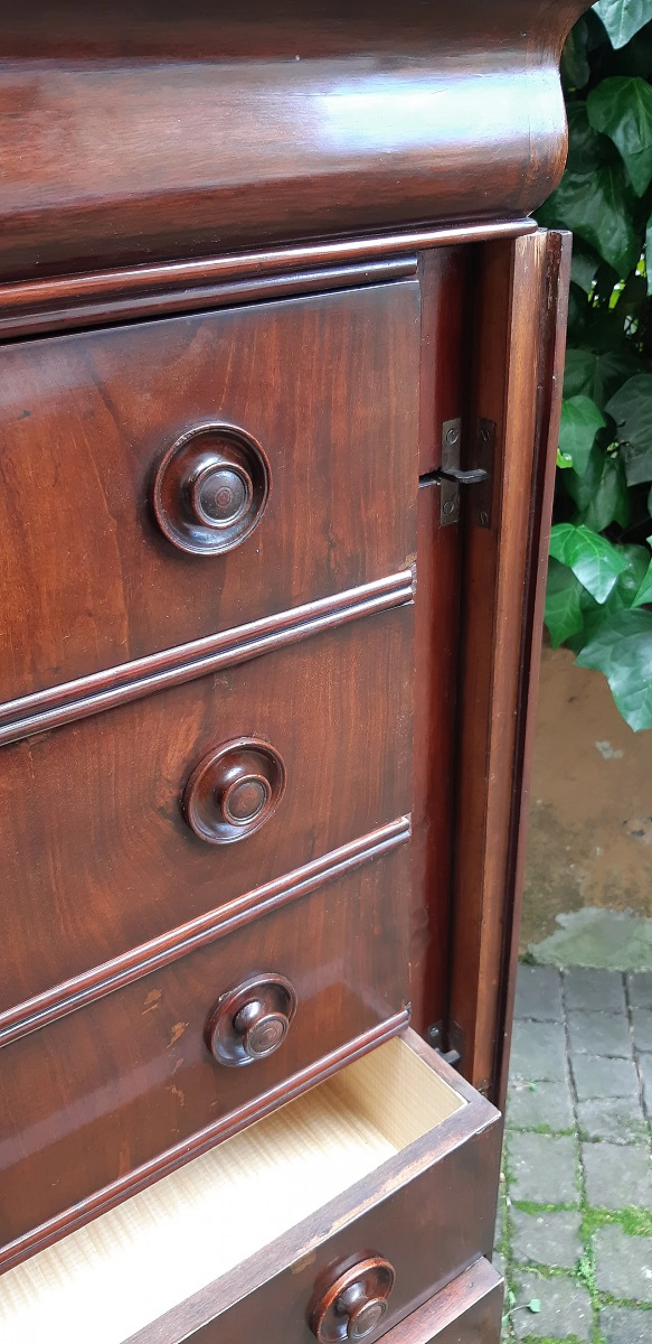 Mahogany paneled weekly dresser, second half of the 19th century 3