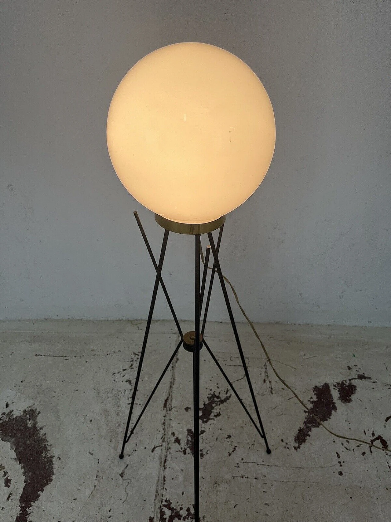 Metal and opaline glass floor lamp by Stilnovo, 1960s 3