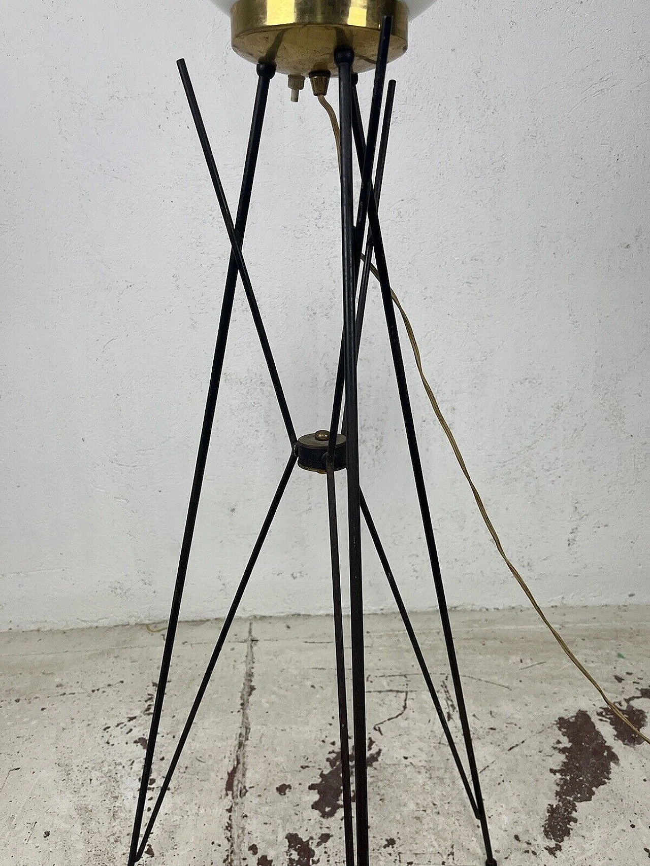 Metal and opaline glass floor lamp by Stilnovo, 1960s 12