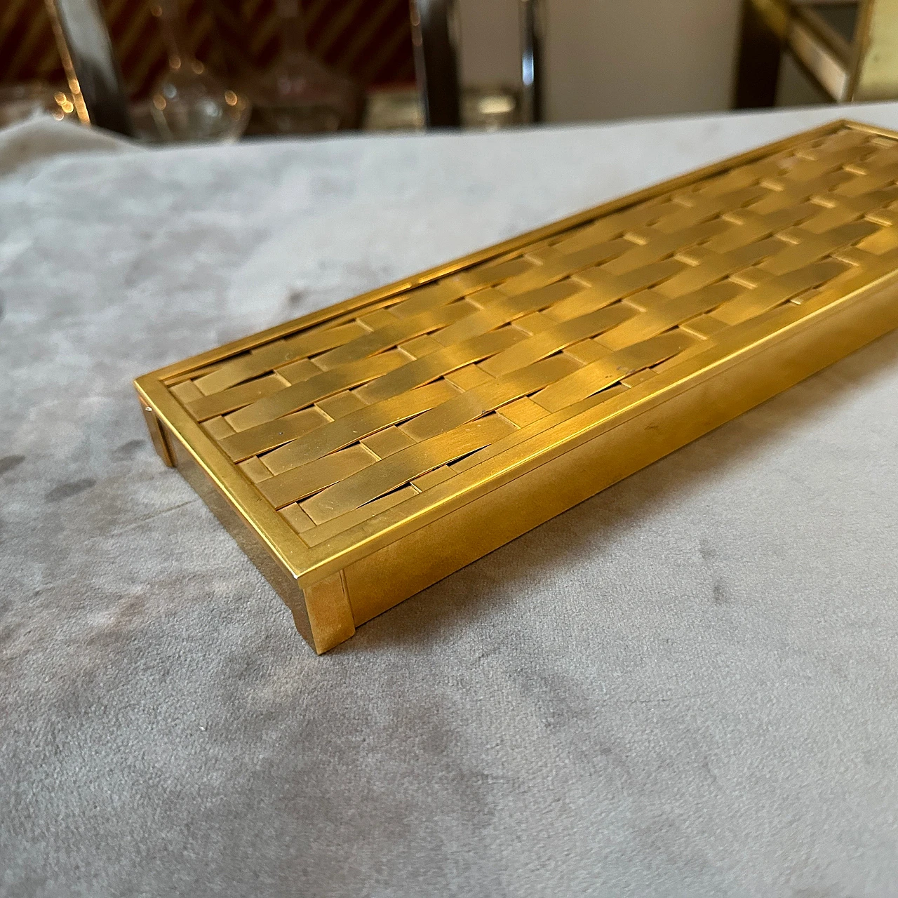 Rectangular sigarette box in solid brass, 1950s 2