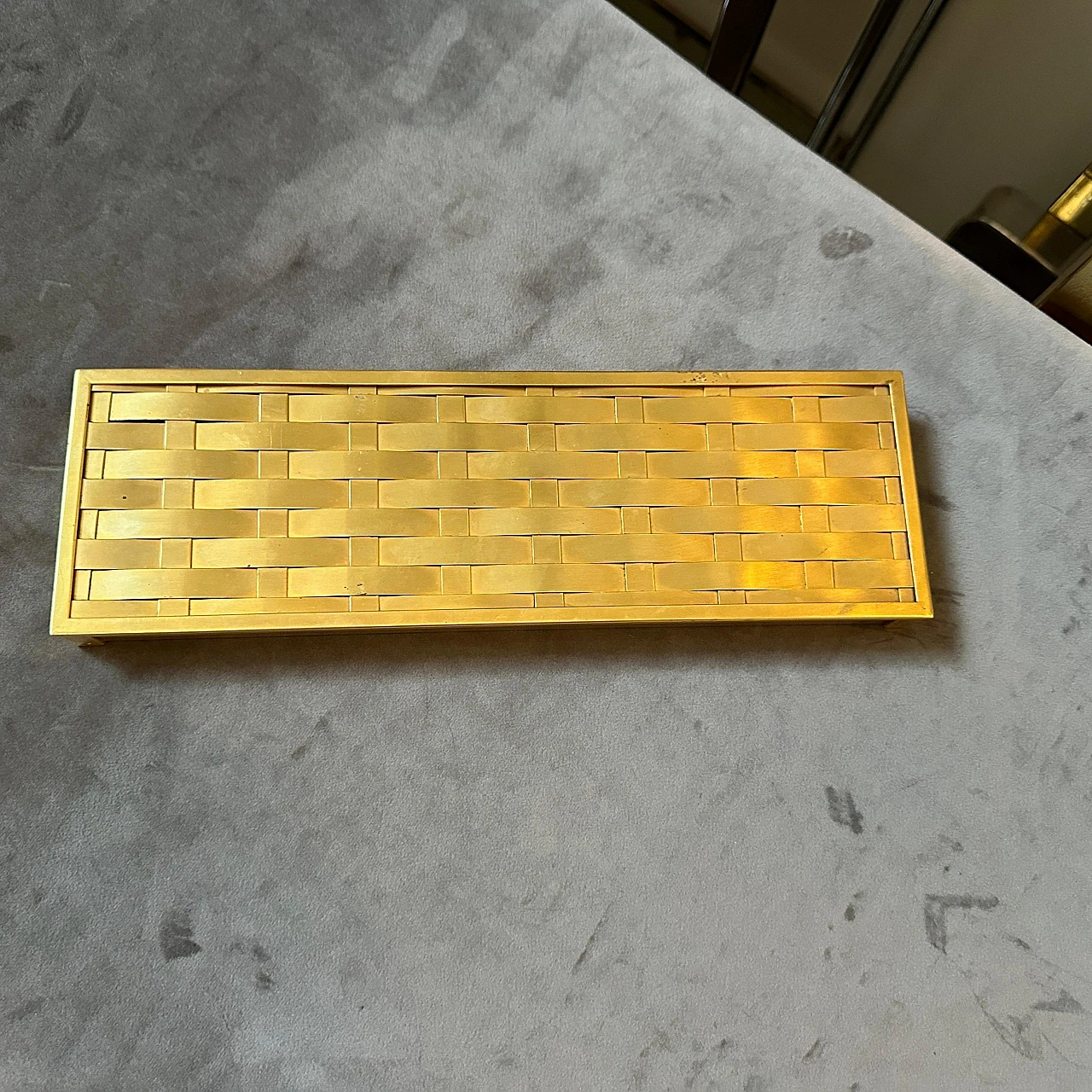 Rectangular sigarette box in solid brass, 1950s 13