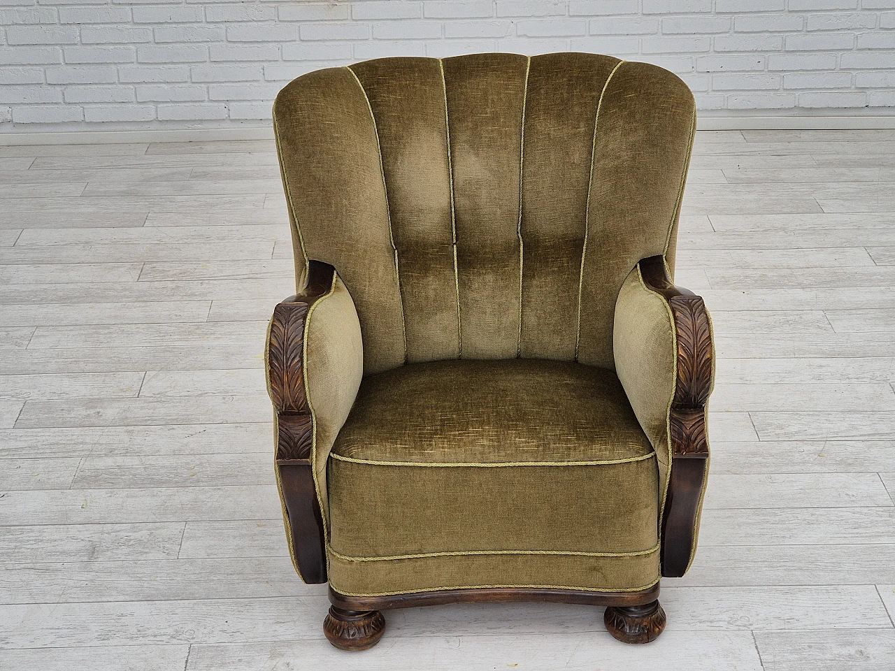 Danish green velvet and dark beech wood armchair, 1960s 4