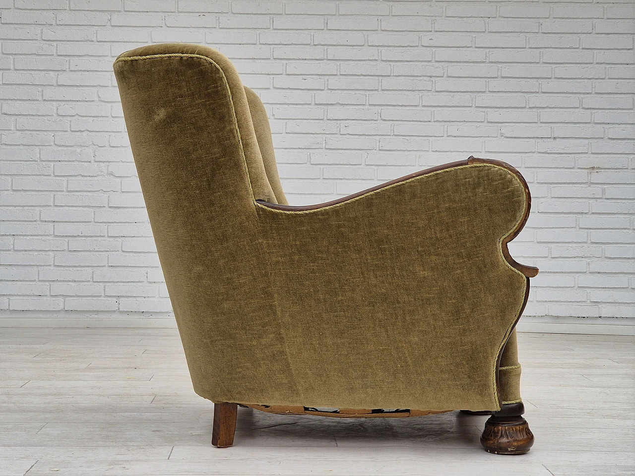 Danish green velvet and dark beech wood armchair, 1960s 6