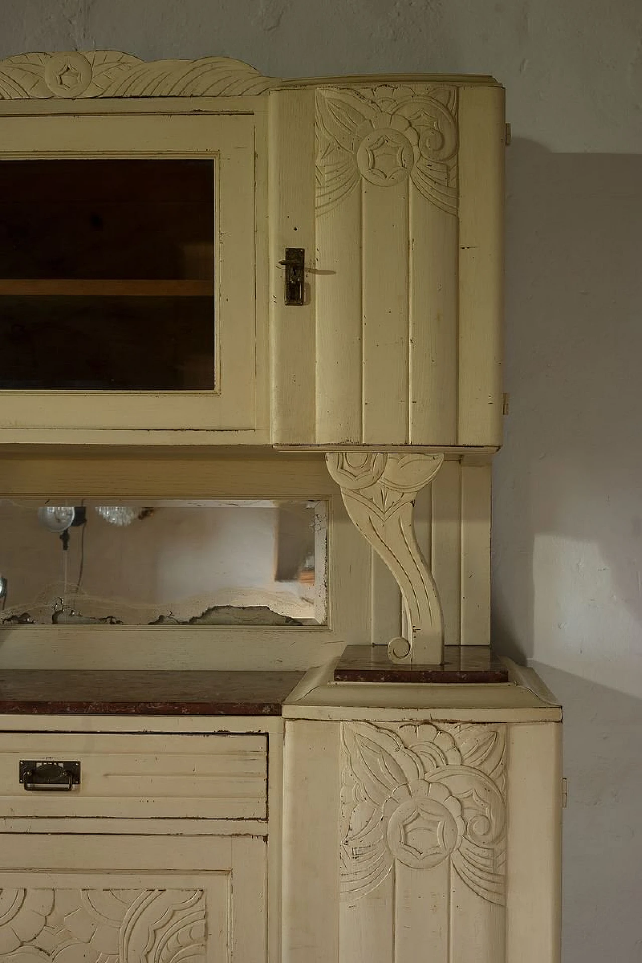 Art Déco sideboard in solid ash wood with floral motifs, 1930s 3