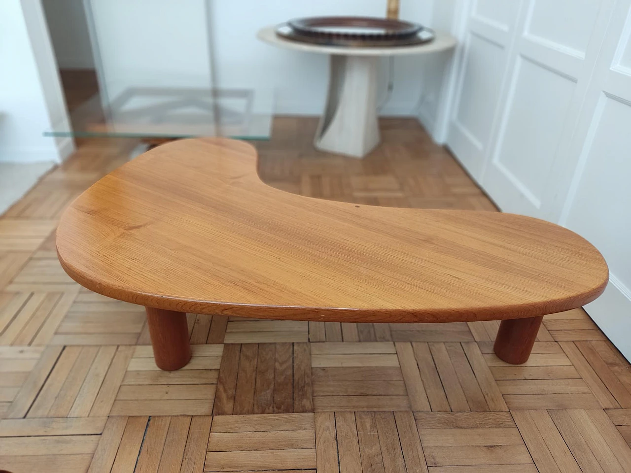 Boomerang wooden coffee table, 1980s 11