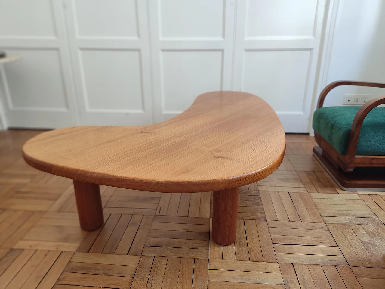 Boomerang wooden coffee table, 1980s 12