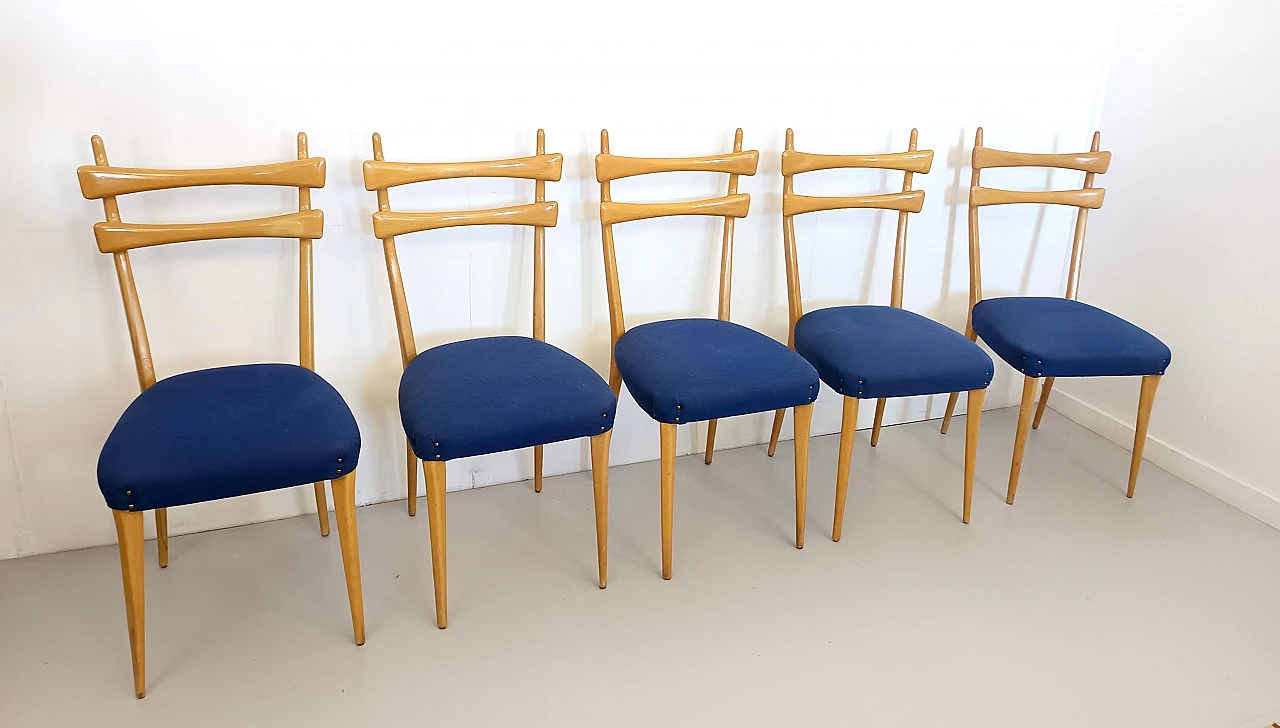 5 Chairs in maple and blue fabric, 1950s 3