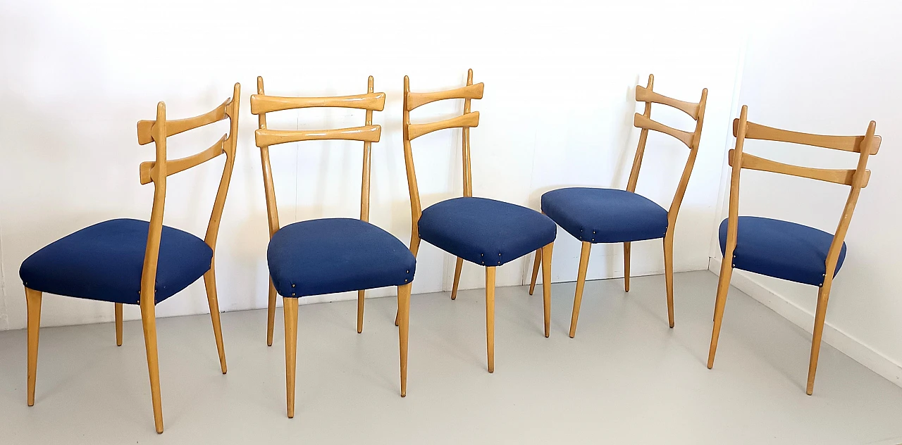 5 Chairs in maple and blue fabric, 1950s 4