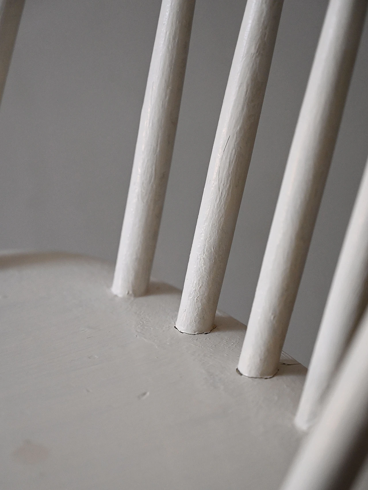 Pair of chairs in white stained beech, 1960s 5