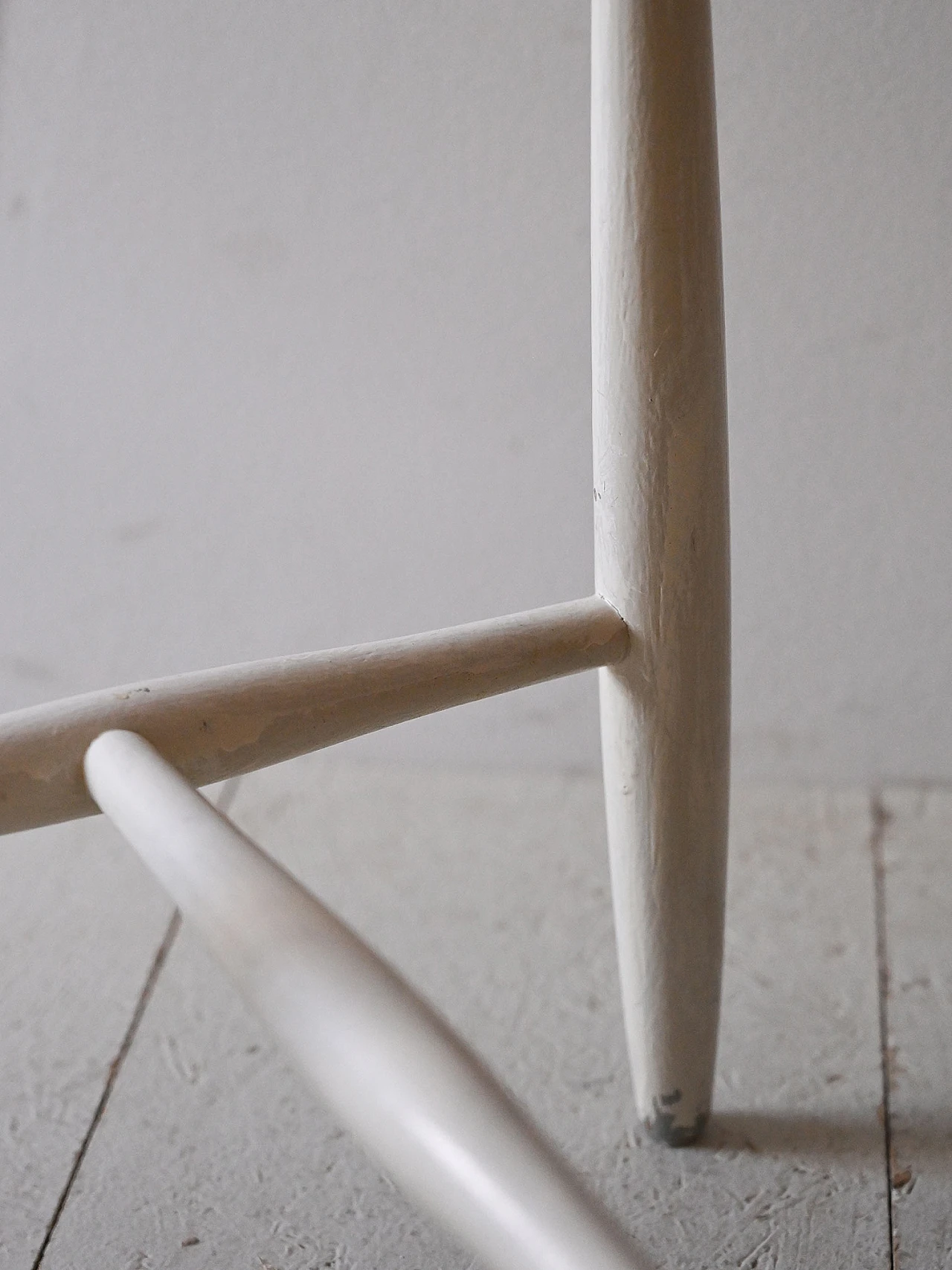 Pair of chairs in white stained beech, 1960s 10