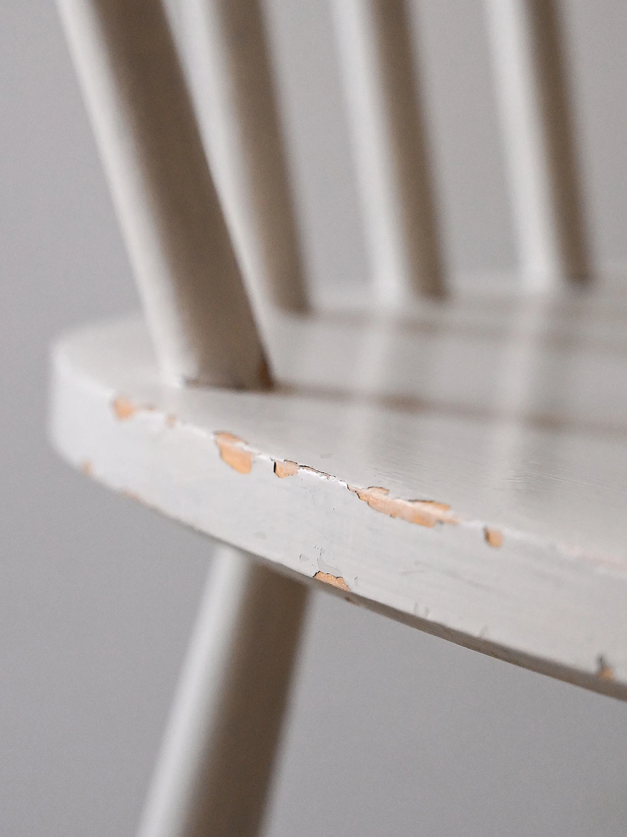 Pair of chairs in white stained beech, 1960s 11