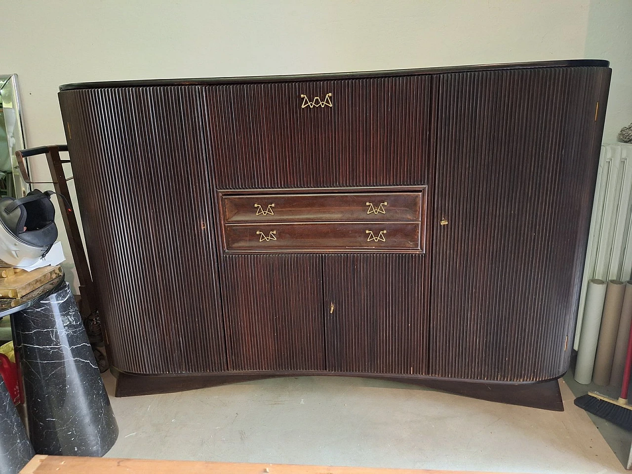 Bar cabinet in wood & brass by Osvaldo Borsani for ABV, 1950s 6