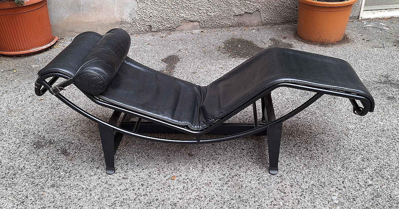 Black LC4 chaise longue by Le Corbusier for Cassina, 1990s 1