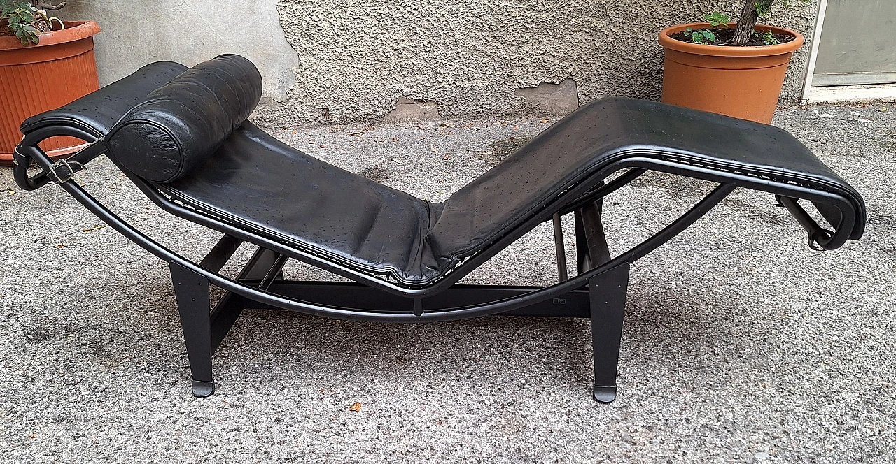 Black LC4 chaise longue by Le Corbusier for Cassina, 1990s 2