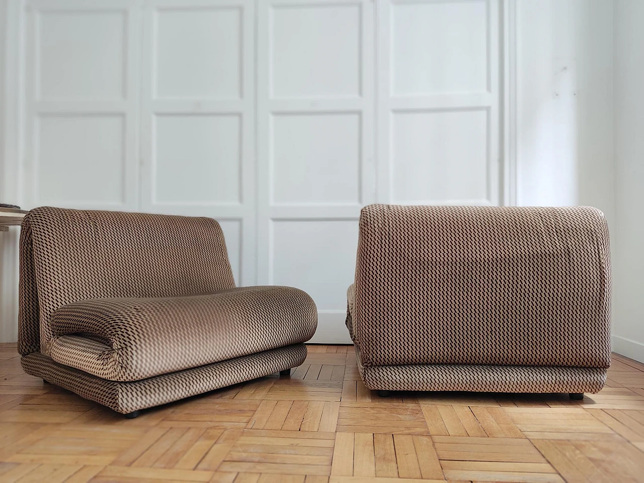 Pair of fabric armchairs by Salotti, 1970s 11