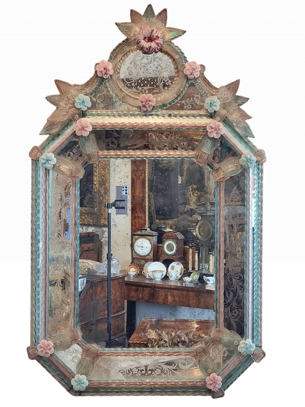 Venetian decorated and colored Murano glass mirror, early 20th century 8