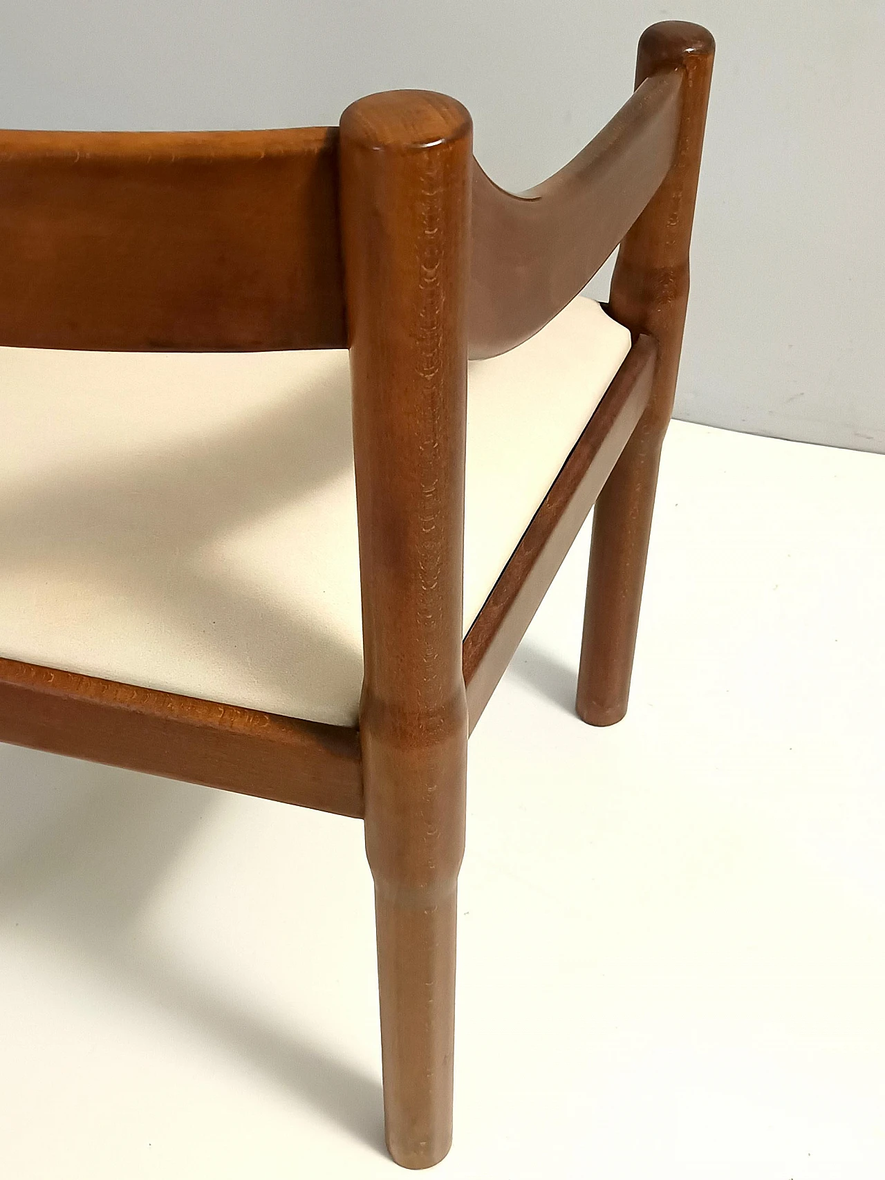 Carimate chair by Vico Magistretti for Cassina, 1960s 9