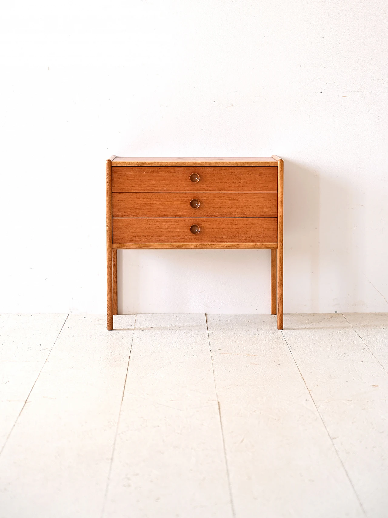 Scandinavian oak and teak bedside table, 1960s 1