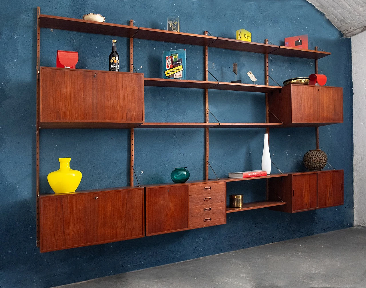 Teak bookcase by Hans Olsen, 1960s 4