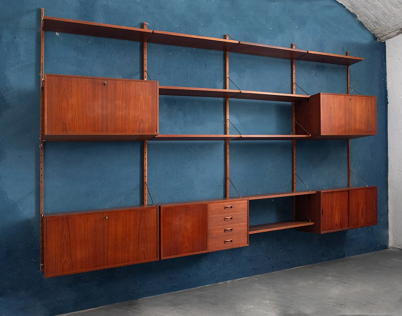 Teak bookcase by Hans Olsen, 1960s 5