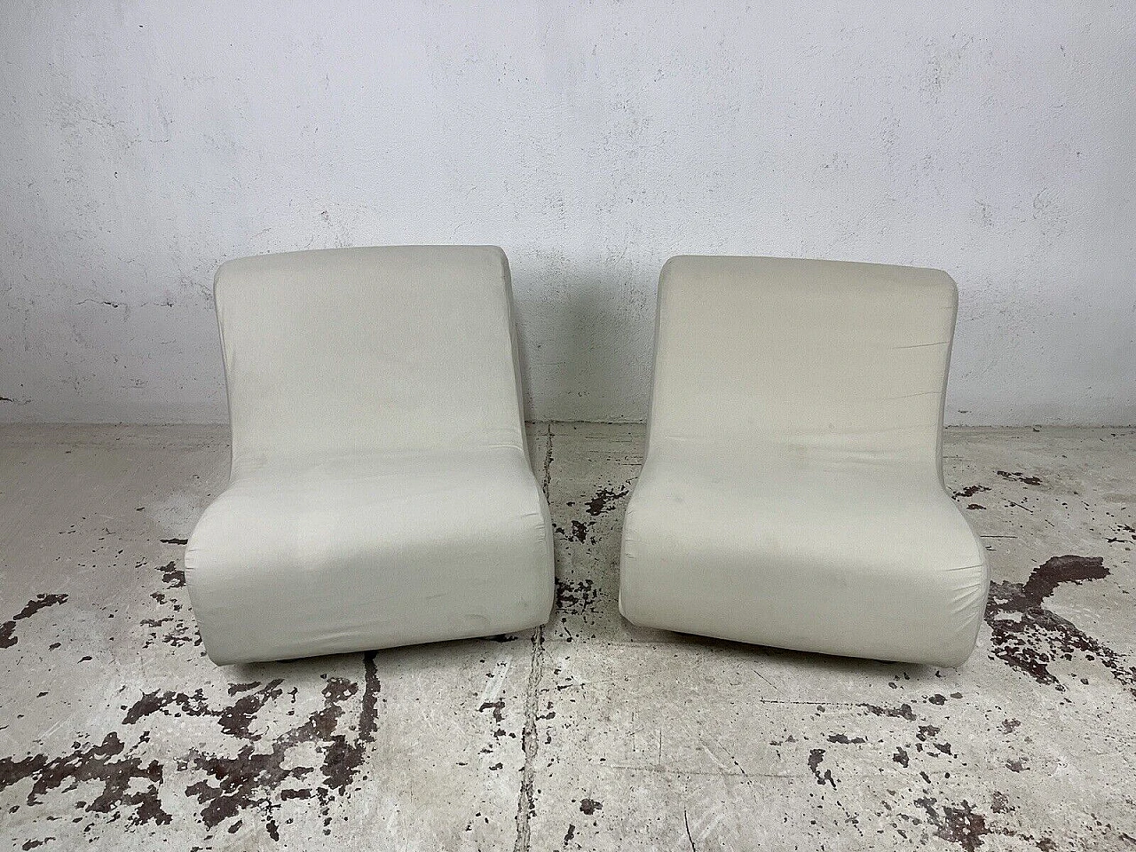 Pair of Space Age white fabric armchairs, 1970s 2