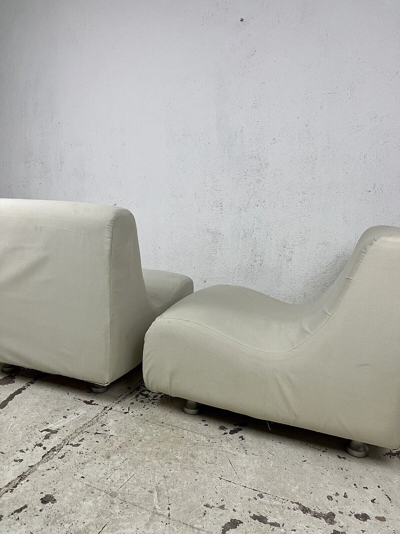 Pair of Space Age white fabric armchairs, 1970s 9