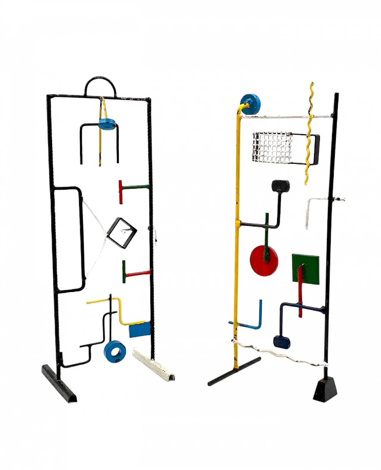 Coppia di sculture astratte in metallo laccato, anni '30 1