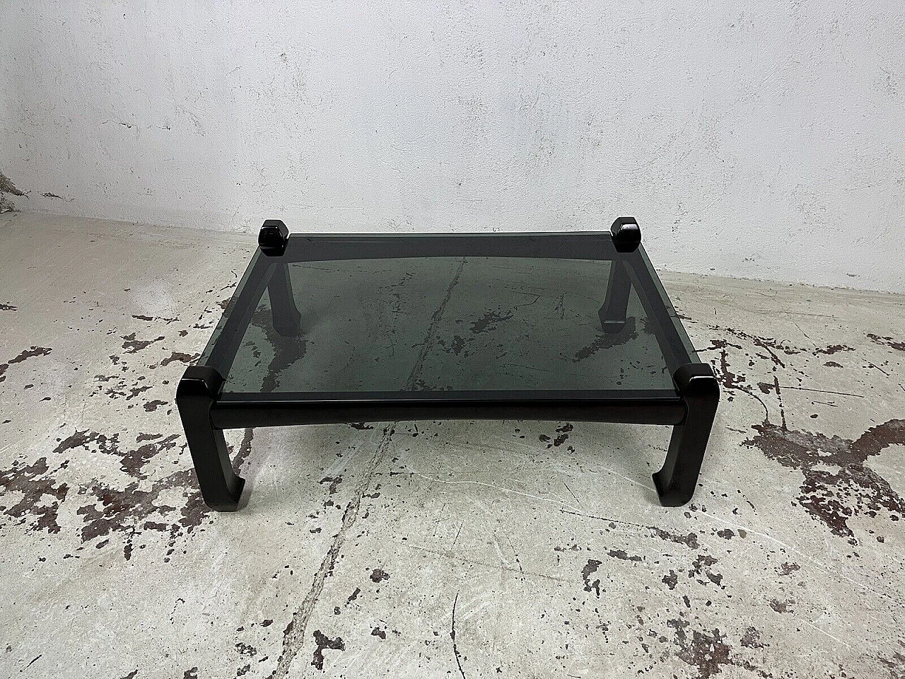 Samurai wooden and glass coffee table by Luciano Frigerio, 1970s 4