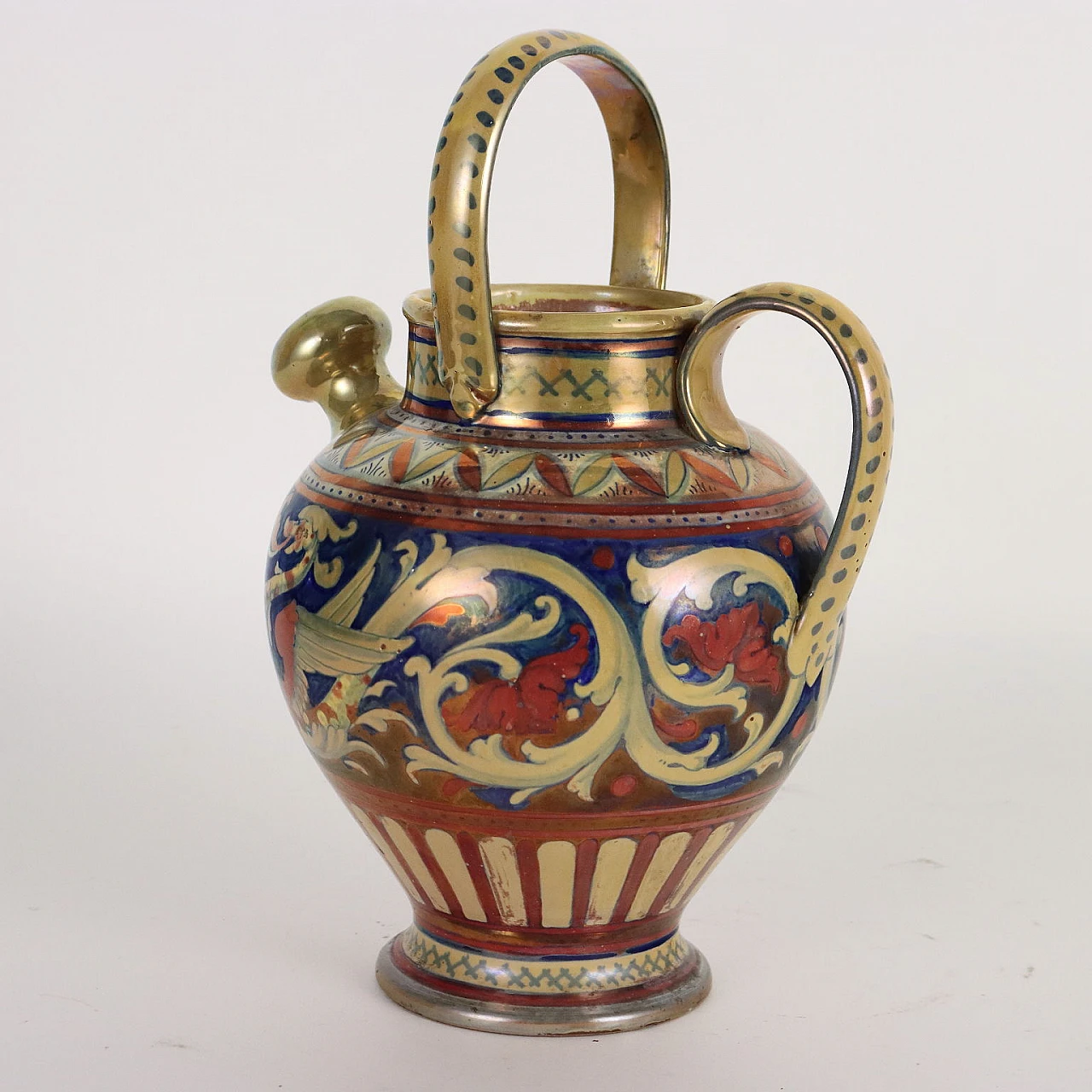 Fiasca in maiolica Rubboli in oro e rosso con dama e grifoni 9