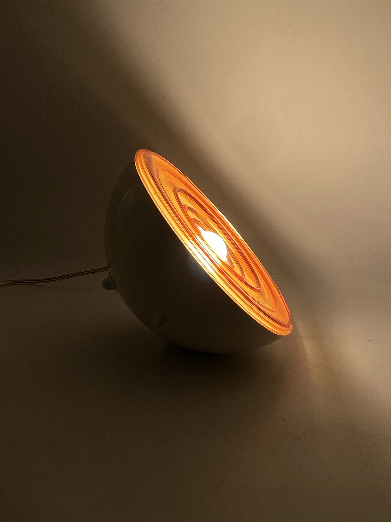 Orange glass & white laquered aluminum table lamp, 1970s 12