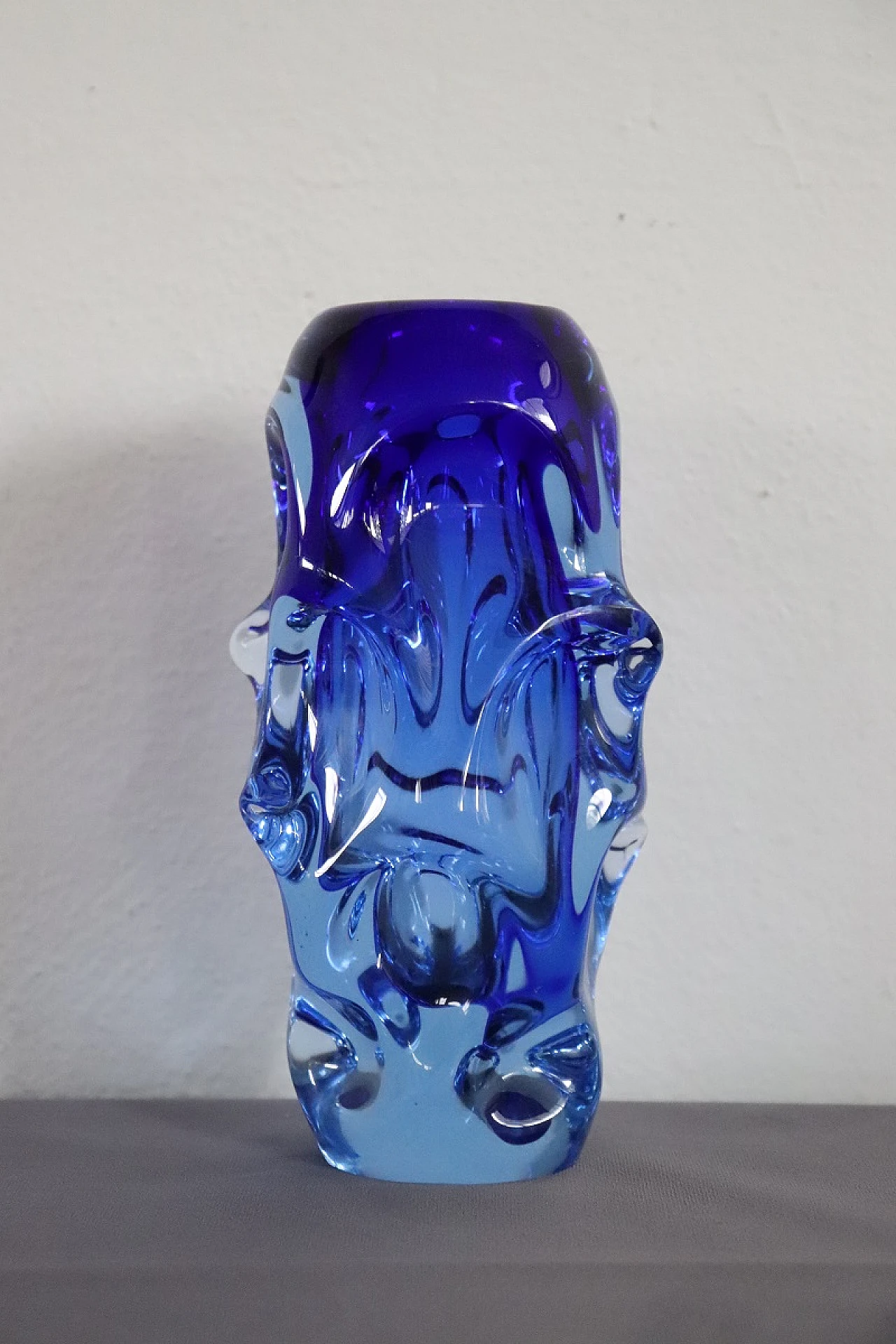 Blue blown glass vase by Börne Augustsson, 1940s 6