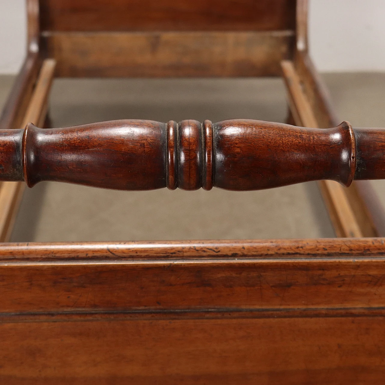 Inlaid walnut Louis Philippe single boat bed, 19th century 5