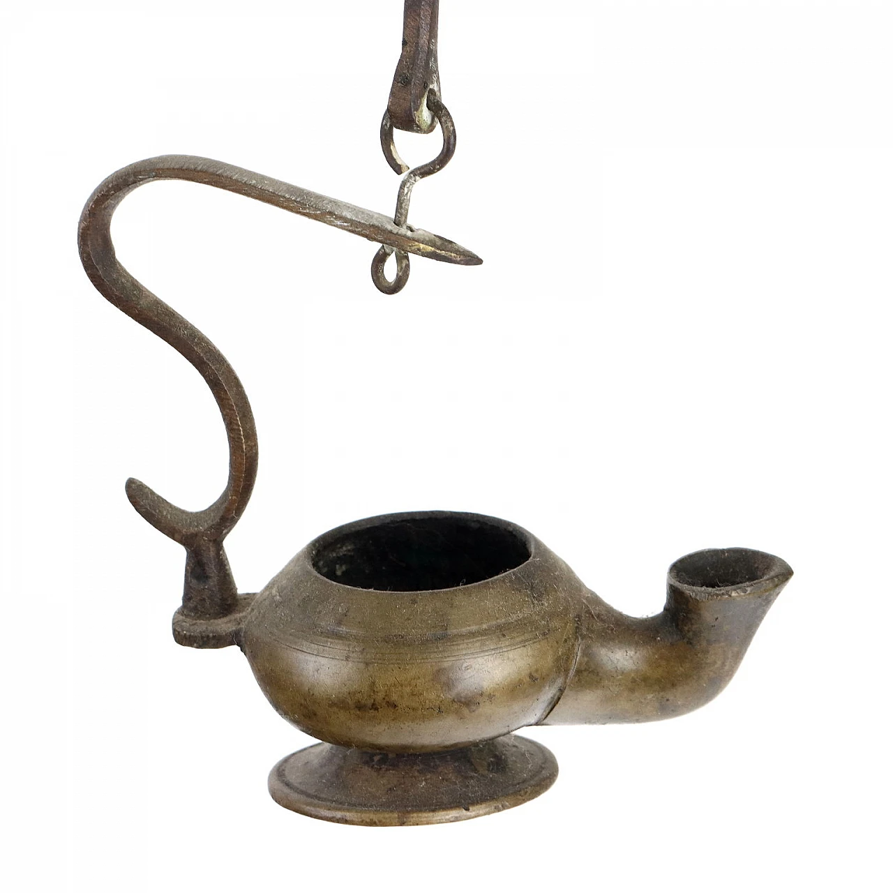 Pair of bronze oil lanterns with snake-shaped stand 4