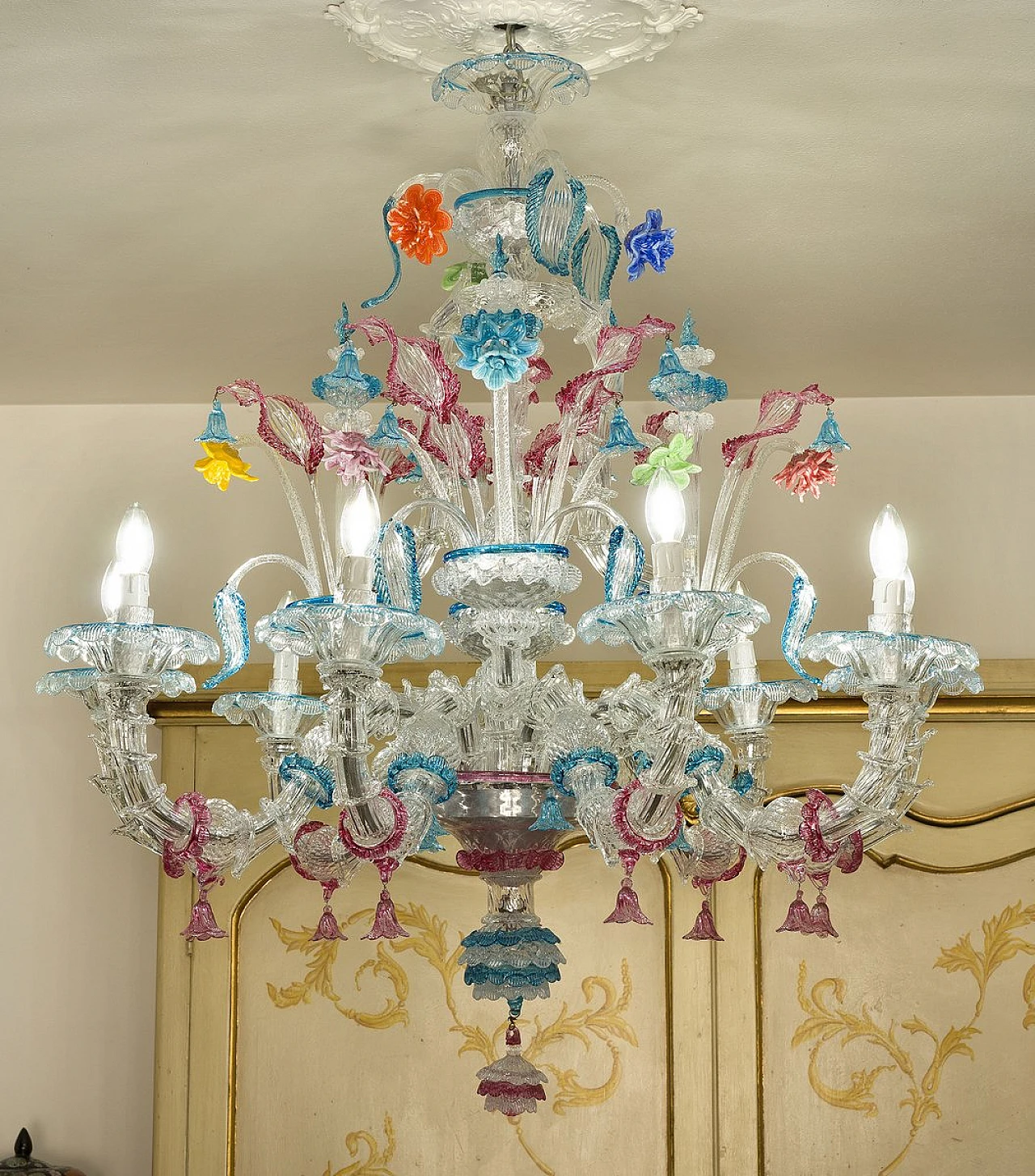 9-Light chandelier in Murano blown glass with floral motifs 1