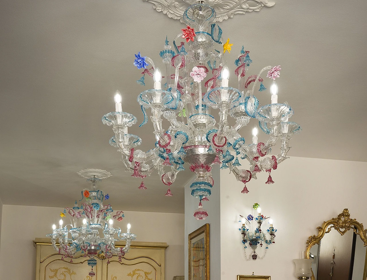 Lampadario a 9 luci in vetro di Murano soffiato con motivi floreali 3