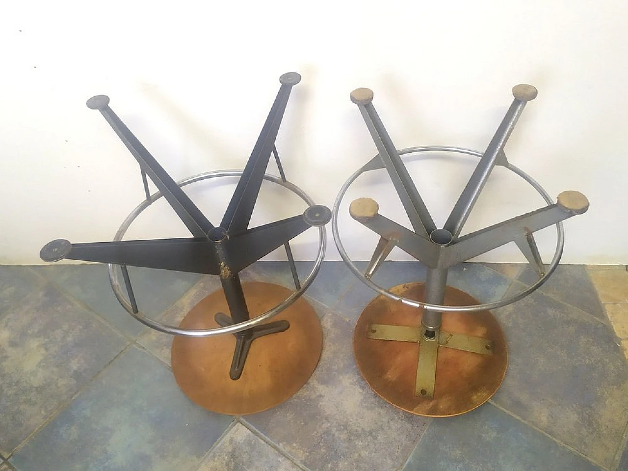 Pair of Swivel stools with pine wood seat & metal structure, 1950s 4