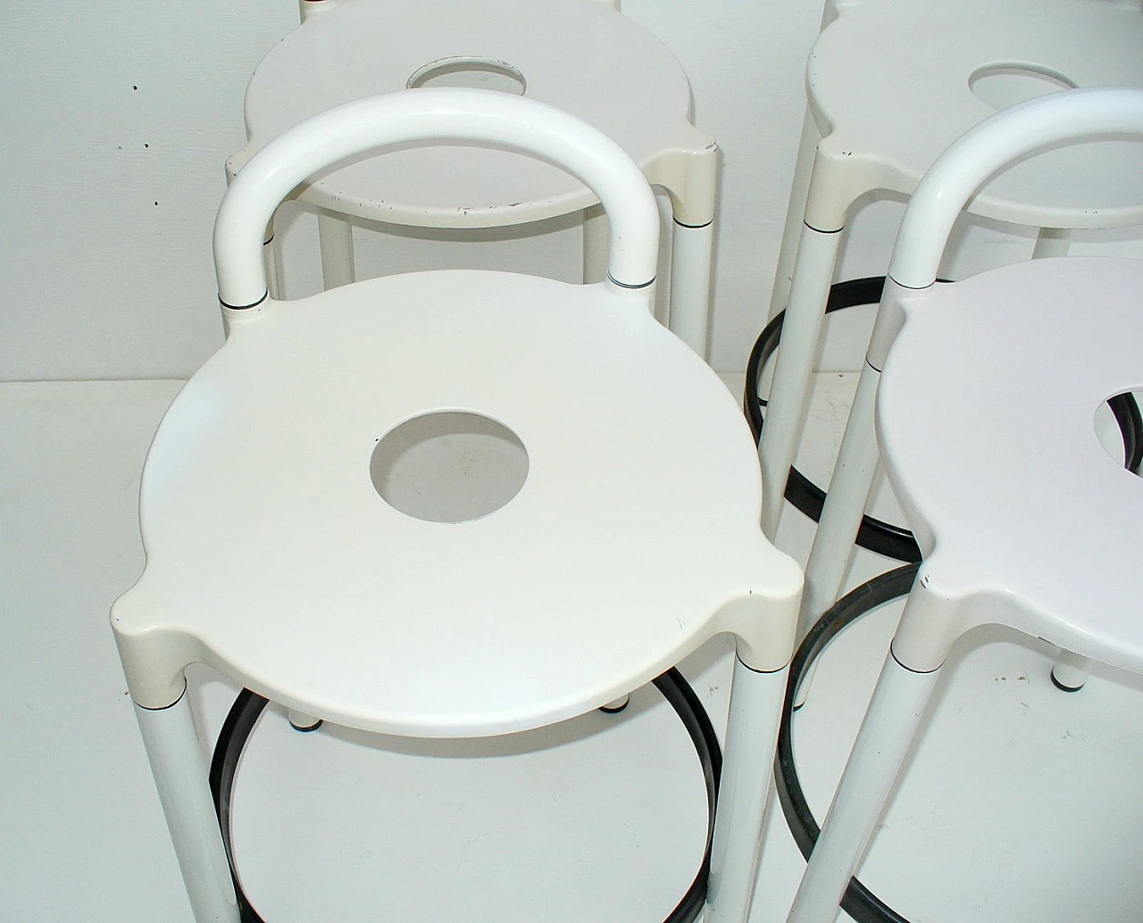 4 Sgabelli in metallo e plastica di A. C. Ferrieri per Kartell, 1979 2