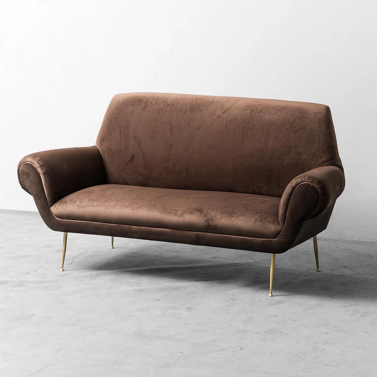 Three-seater velvet sofa by Gigi Radice for Minotti, 1950s 1