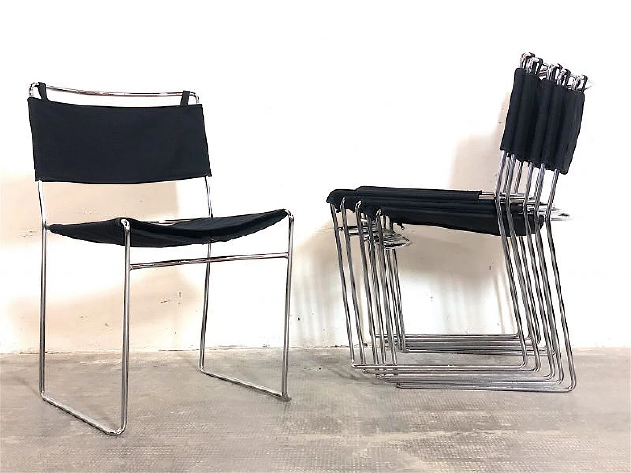 6 Delfina stackable chairs by Enzo Mari for Robots, 1970s 7