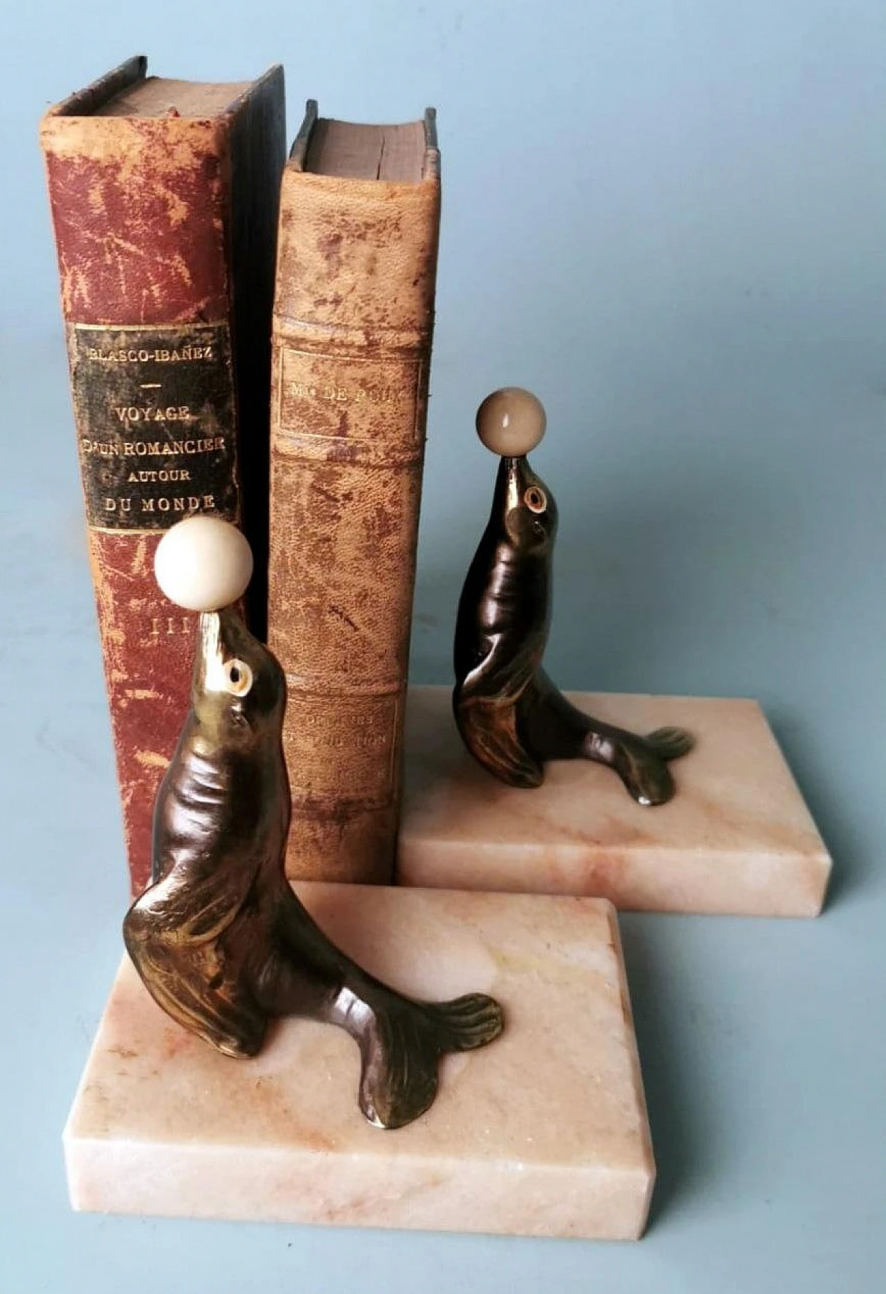 Pair of French Art Deco zinc and marble bookends, 1930s 15