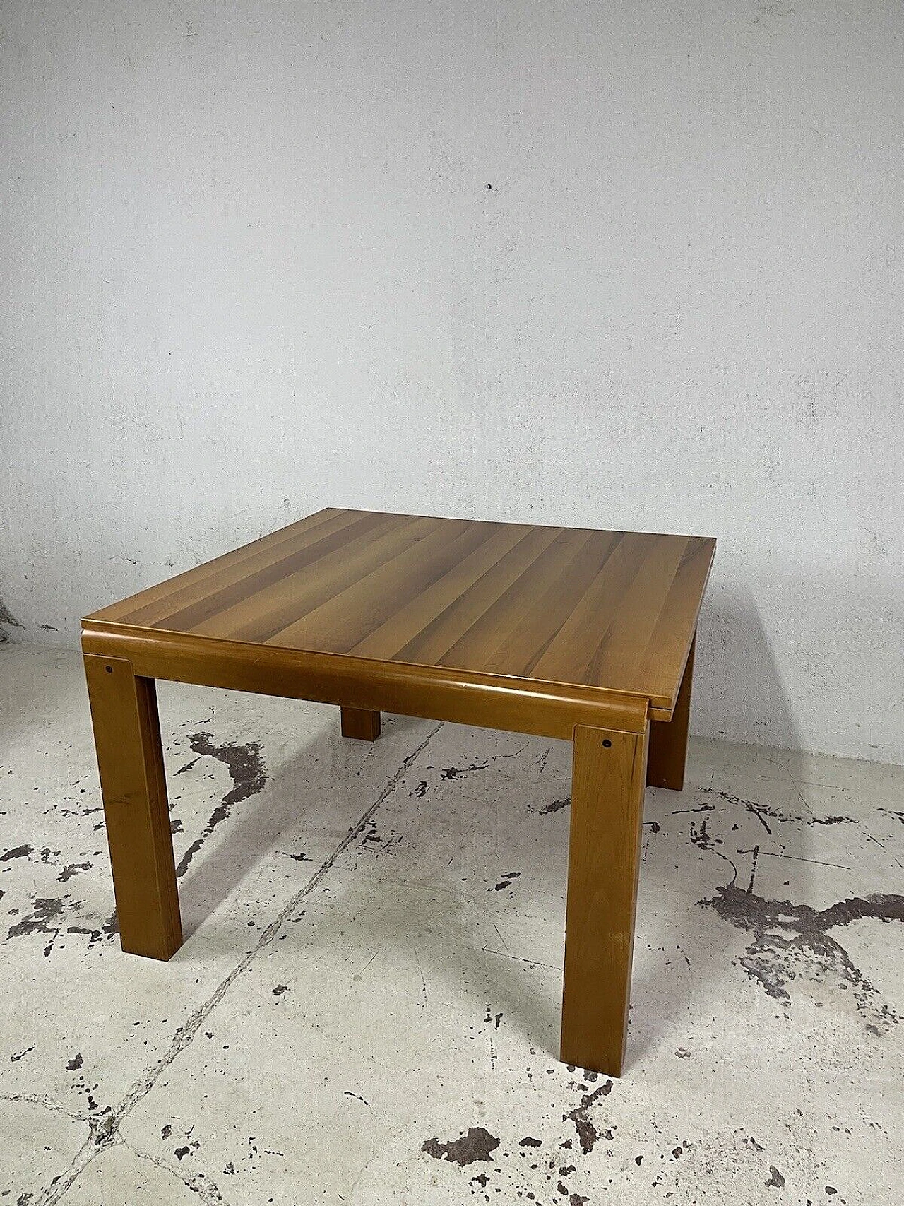 Light wood extendable table by Molteni, 1960s 4